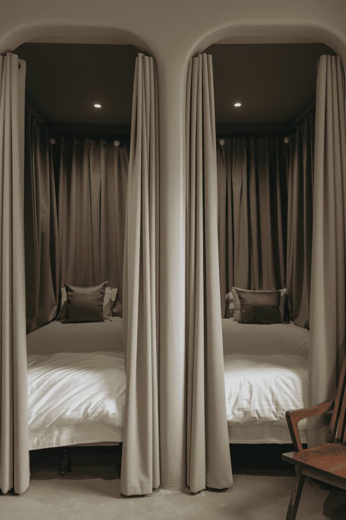 0021 4 a photo of a shared room with two beds s weukI8UCRtusbGpLPoAMjA N4GwI Qqil8l3BBfTgUg 1