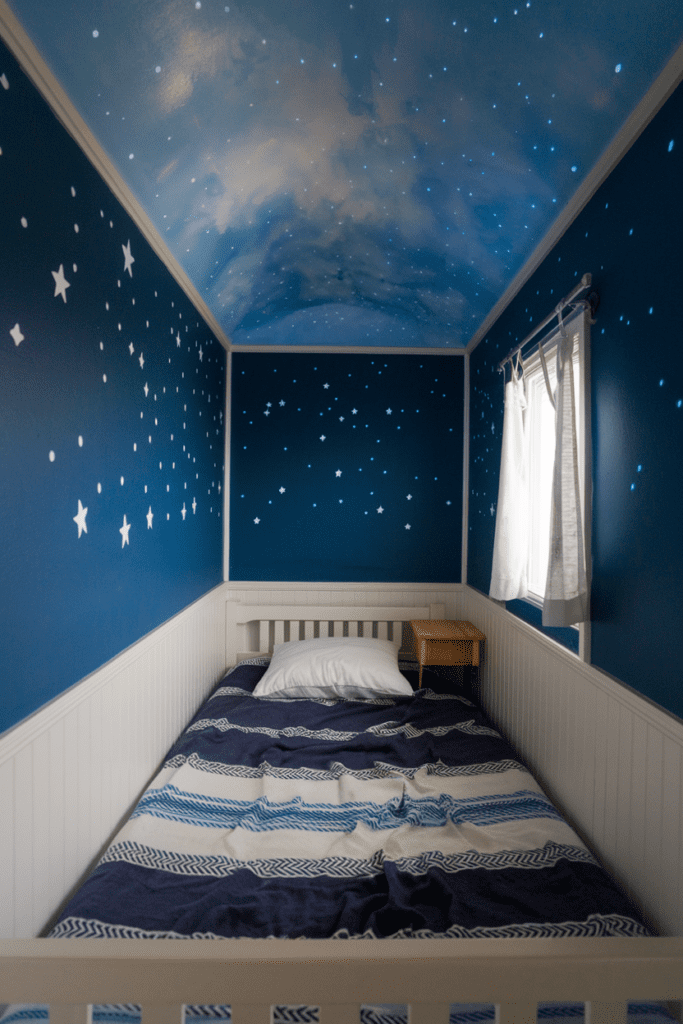 Tiny Bedroom Ideas: Glow-in-the-Dark Wall Art