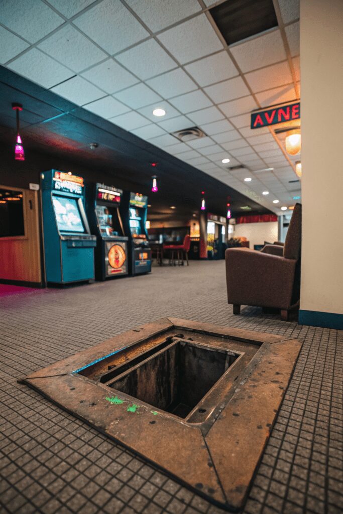 15+ Genius Hidden Room Ideas You Never Knew Existed! 17 Hidden Rooms Ideas: Floor Hatch Arcade