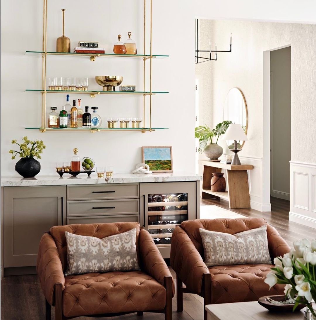 26 Jaw-Dropping Dry Bar Walls for 2025 15 Luxe Bohemian Flair