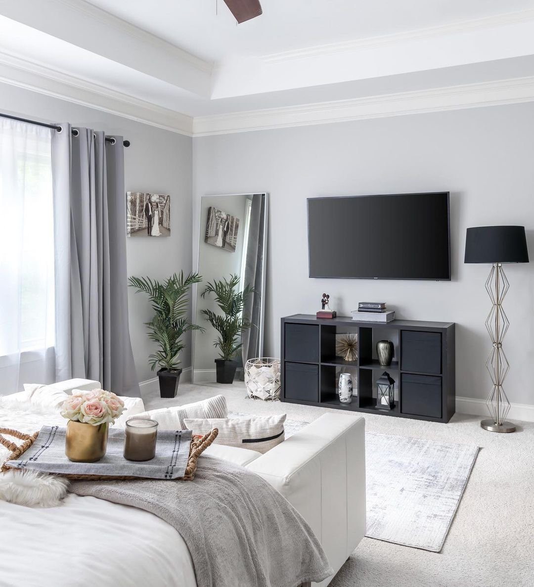 Sleek Sophistication with Cozy Accents