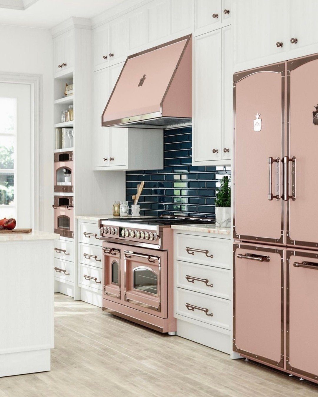 Stunning Pink Kitchens That Will Blow Your Mind in 2025 21 Vintage Elegance with Rose-Tinted Appliances