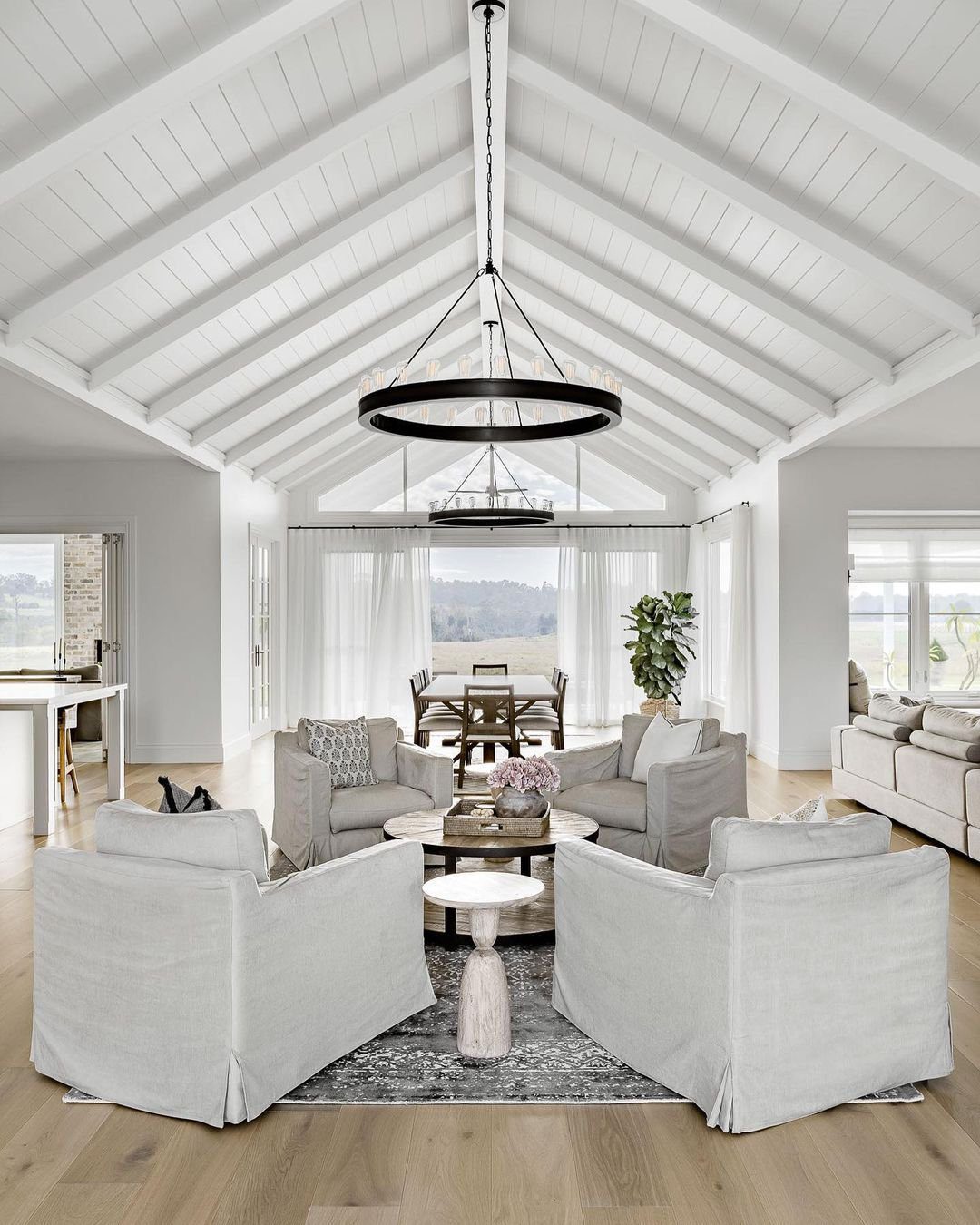 30 Jaw-Dropping Cathedral Ceiling Designs for 2025 27 Coastal Elegance Under Cathedral Ceilings