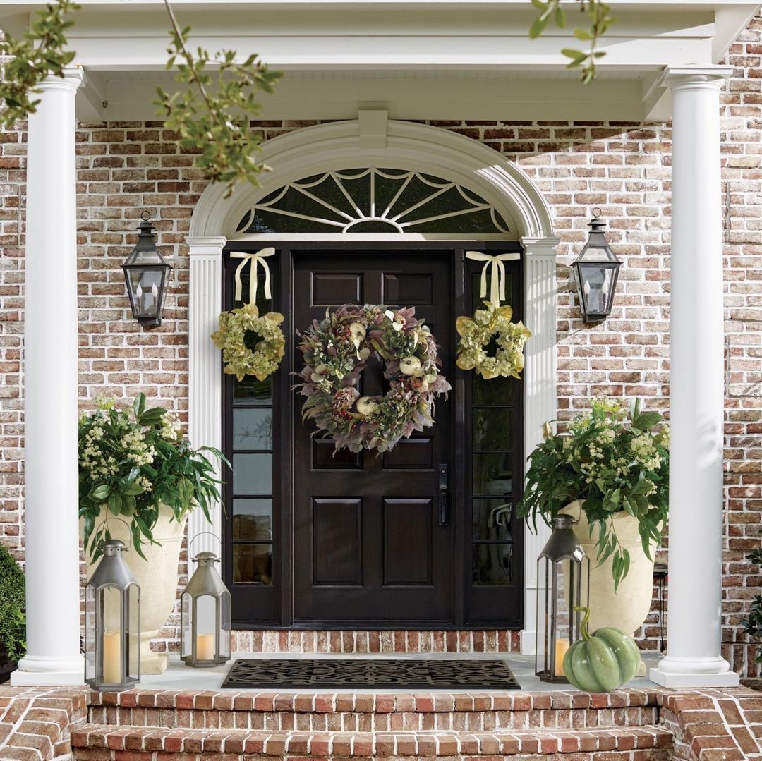 35 Stunning Front Door Plants for Dreamy Entries 2025 29 word image 32877 30