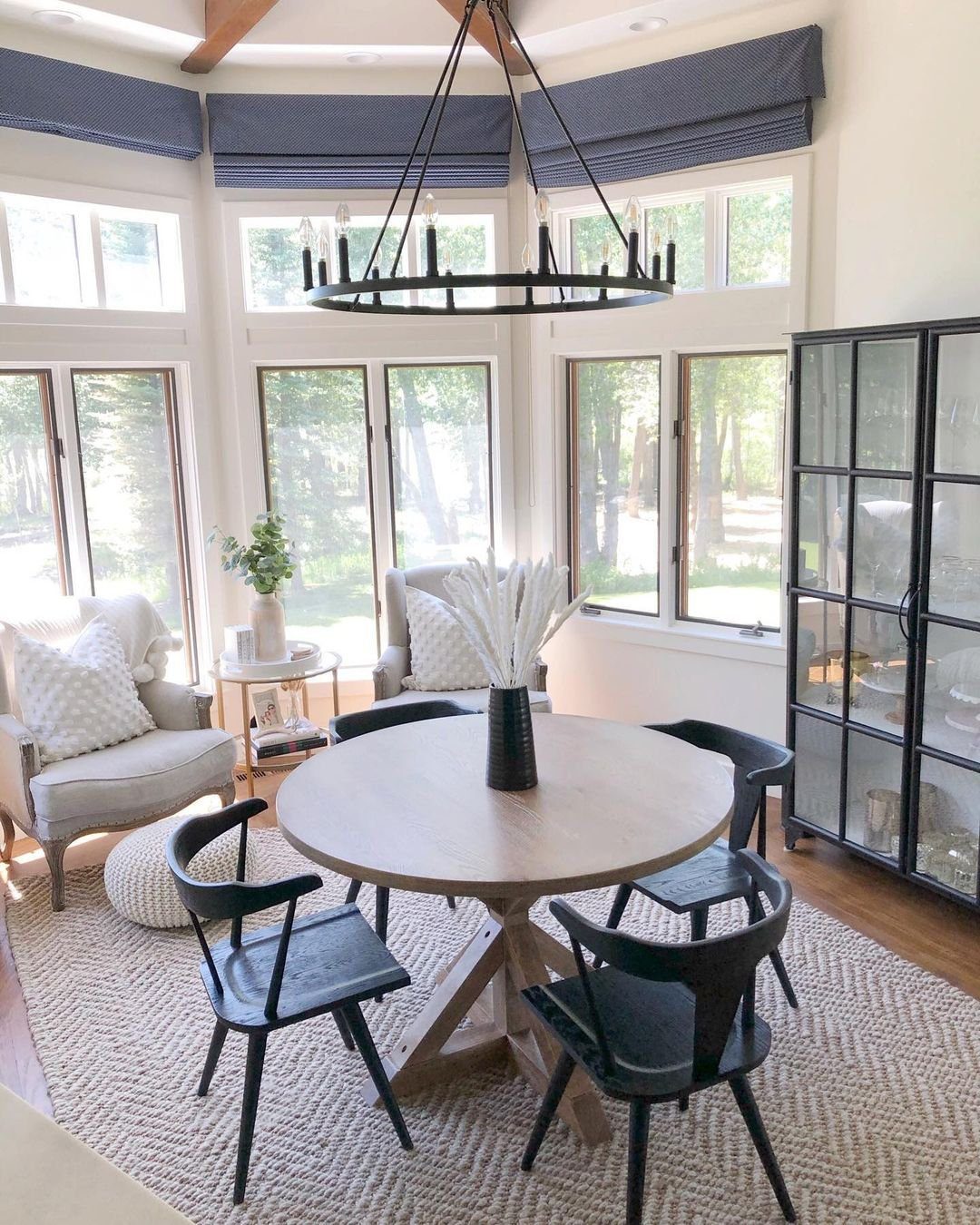 35 Stunning Round Table Decor Ideas for 2025 12 Tranquil Modern Retreat