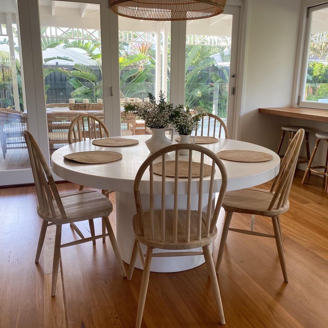 35 Stunning Round Table Decor Ideas for 2025 21 Natural Light and Simplicity