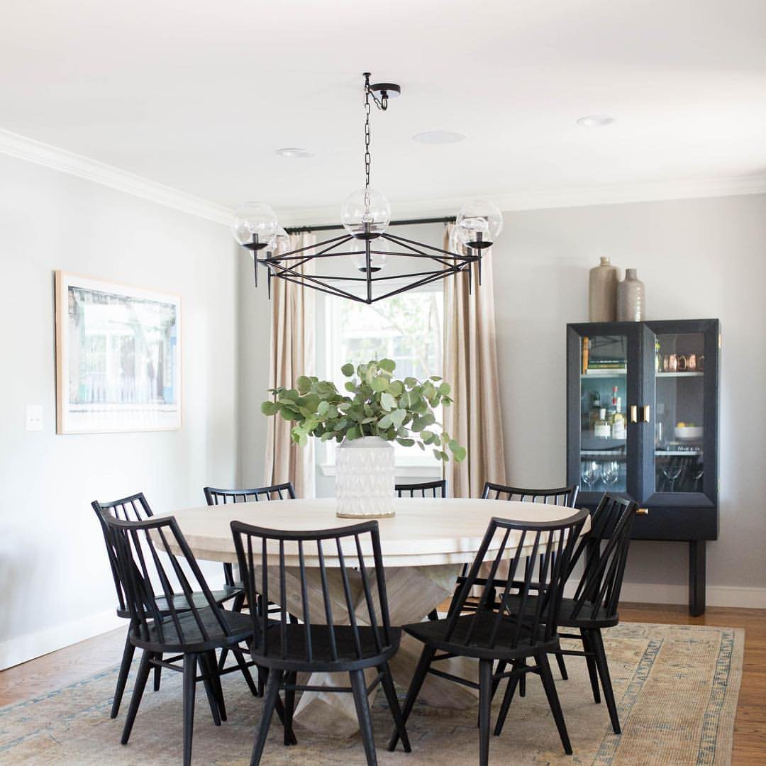 35 Stunning Round Table Decor Ideas for 2025 27 Modern Farmhouse Fusion