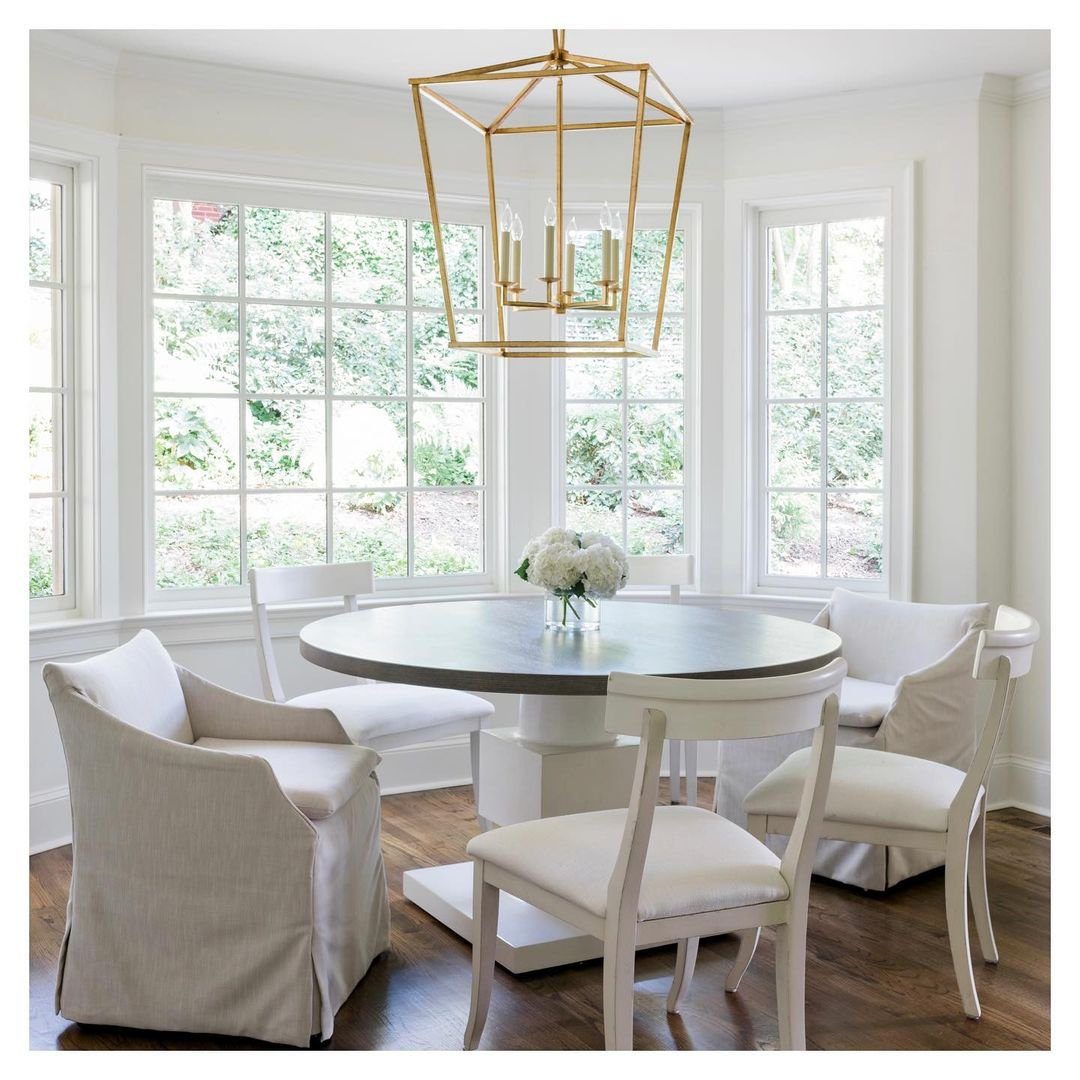 35 Stunning Round Table Decor Ideas for 2025 28 Fresh Traditional Charm