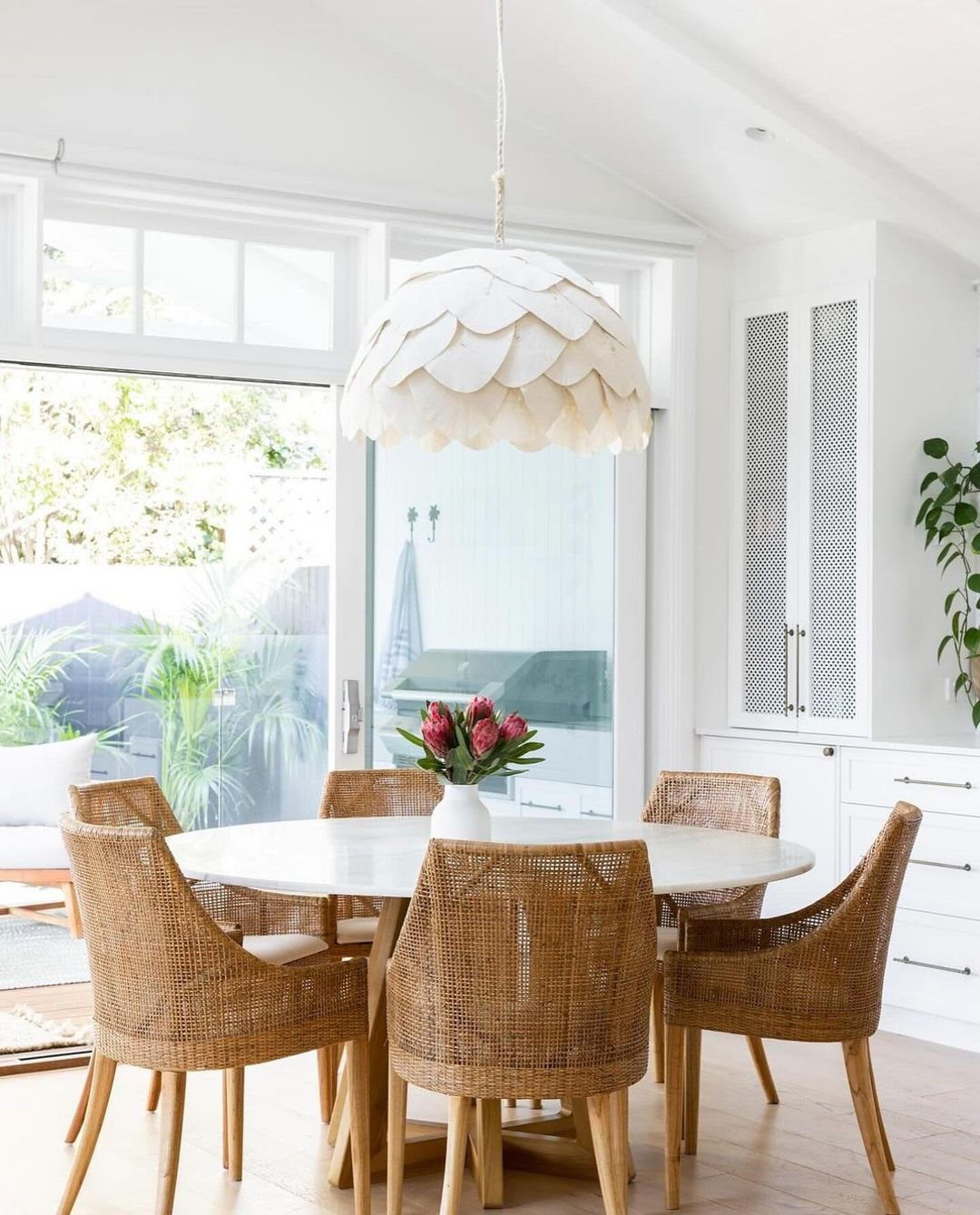 35 Stunning Round Table Decor Ideas for 2025 5 Natural Light and Textured Harmony