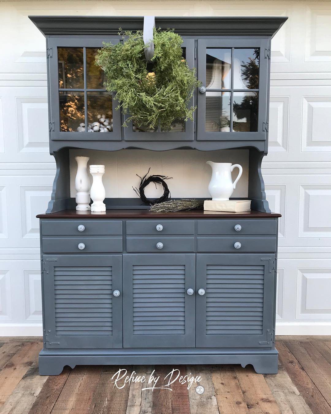 31 Jaw-Dropping China Cabinet Transformations for 2025 20 Modern Farmhouse Chic Cabinet