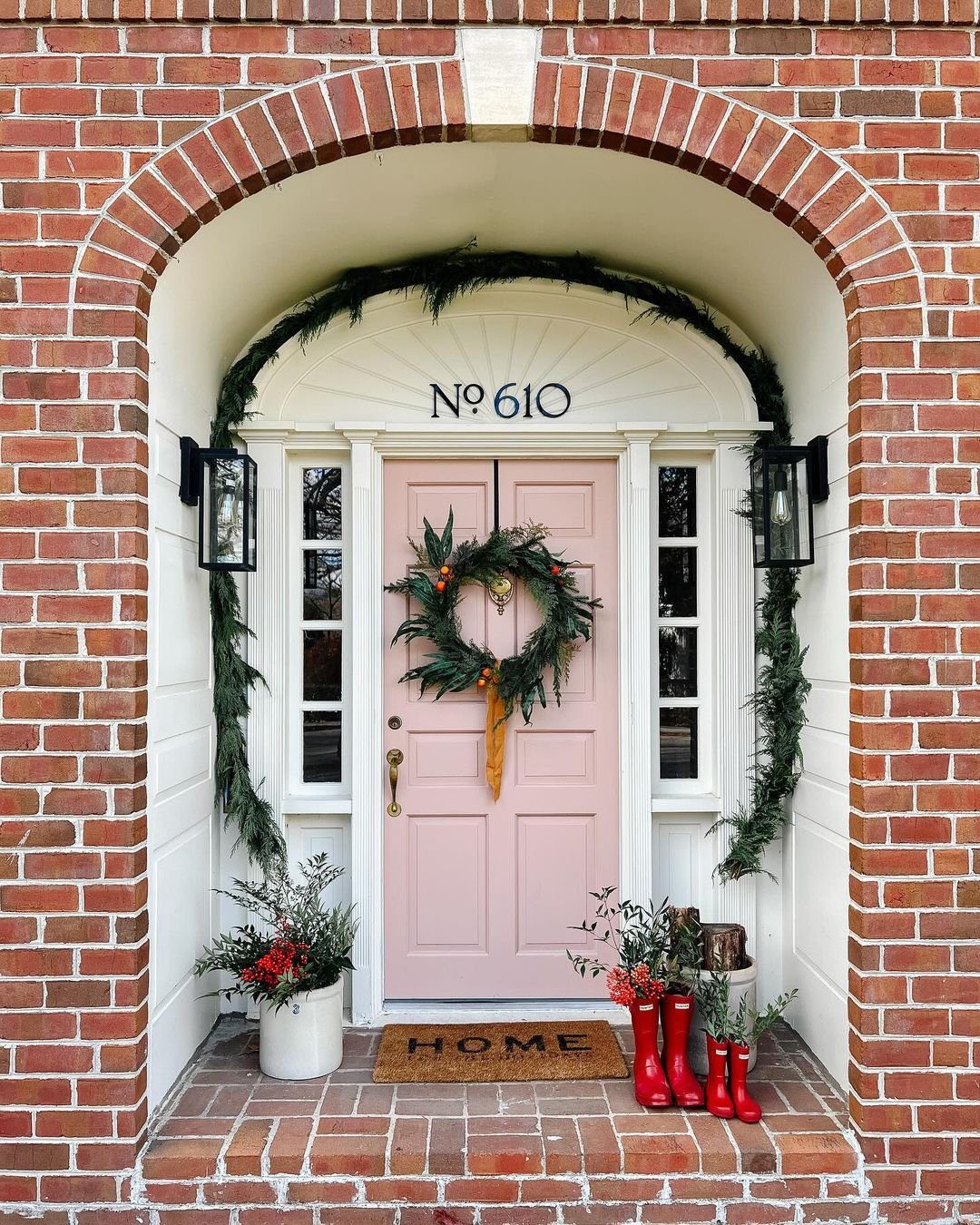 Timeless Elegance with a Holiday Twist