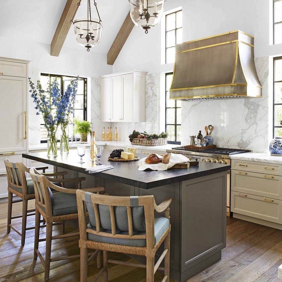  Luxurious Brass Accents and Elegant Finishes