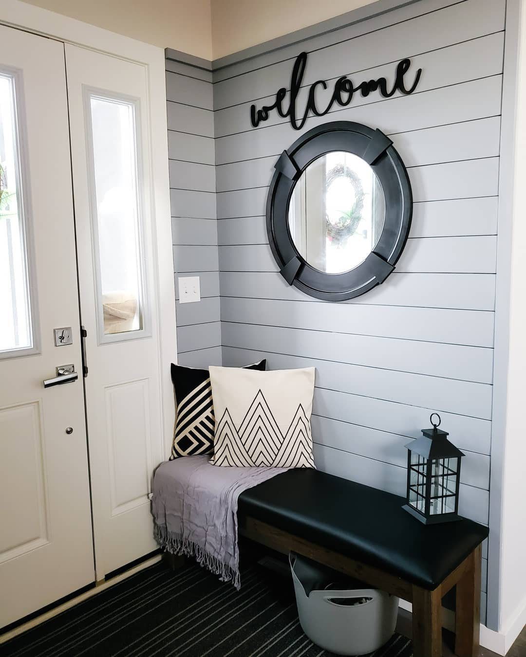 20 Jaw-Dropping Grey Shiplap Ideas for 2025 6 Welcoming Entryway with Grey Shiplap