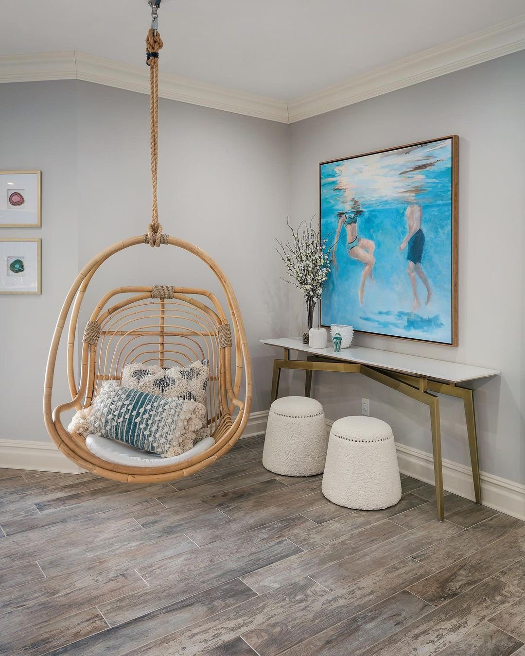 Jaw-Dropping Egg Chairs That'll Transform Your Home 2025 12 Coastal Chic Egg Chair Corner
