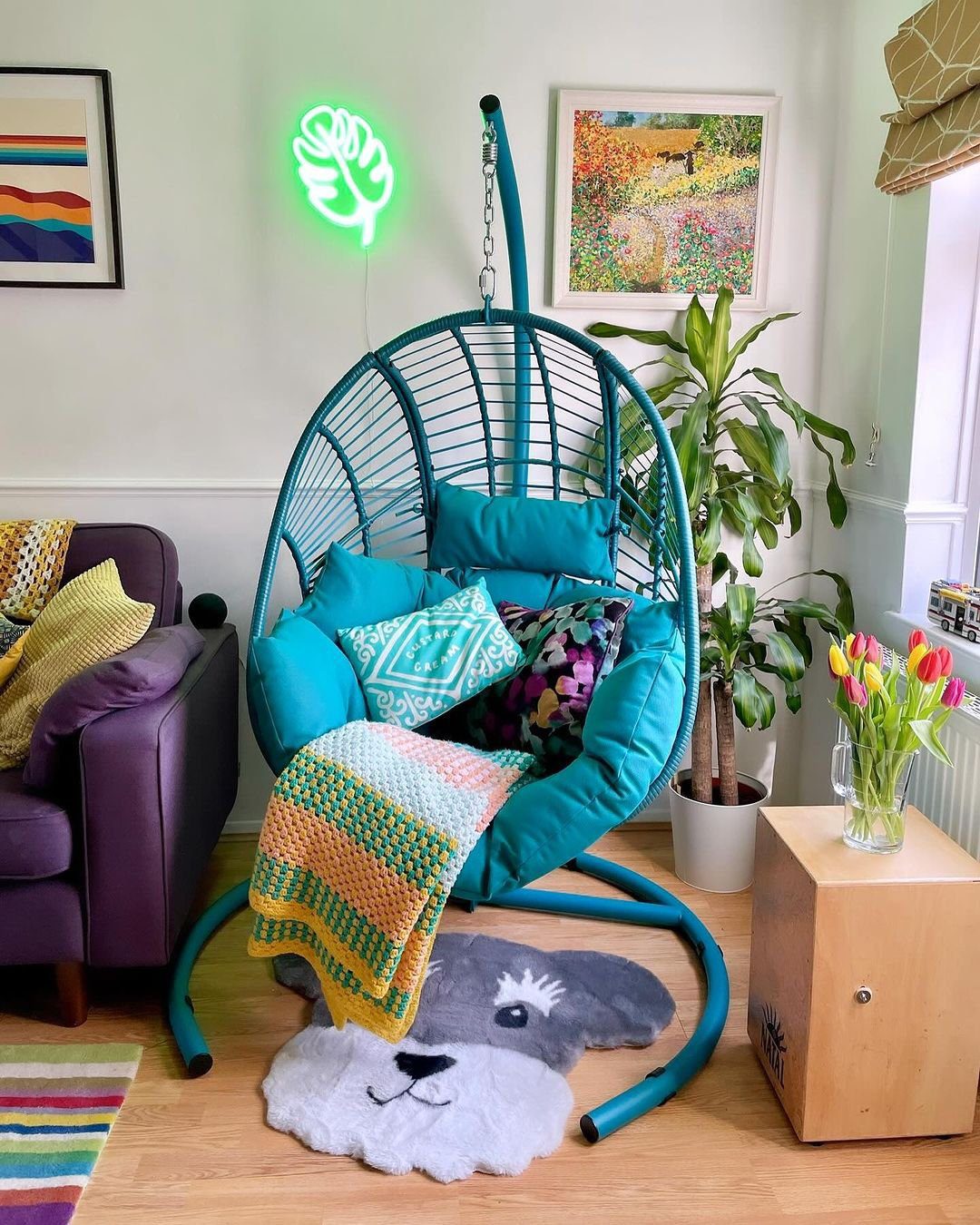 Jaw-Dropping Egg Chairs That'll Transform Your Home 2025 2 Vibrant and Playful Egg Chair Corner