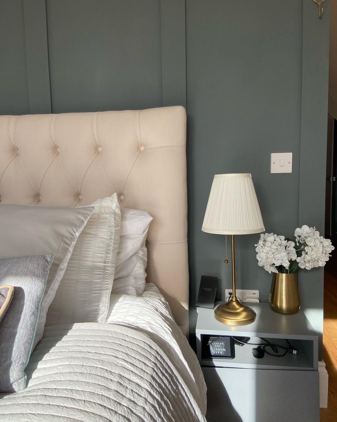 Classic Bedside Table Lamp for a Cozy Bedroom