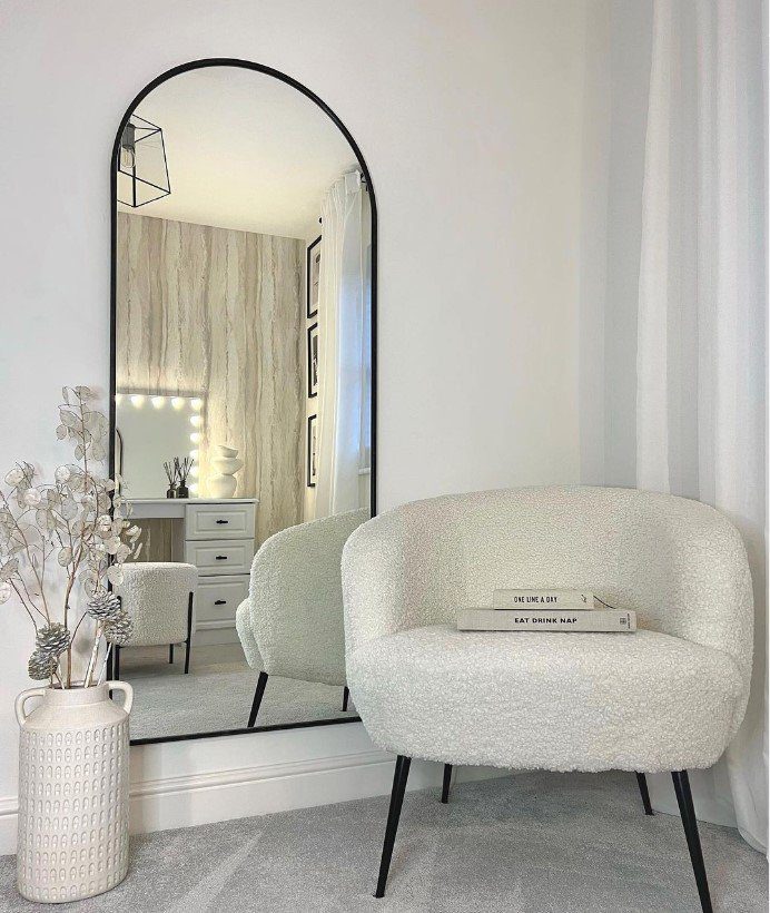 25 Jaw-Dropping Corner Decor Hacks for 2025! 18 Modern Minimalist Corner with Large Mirror