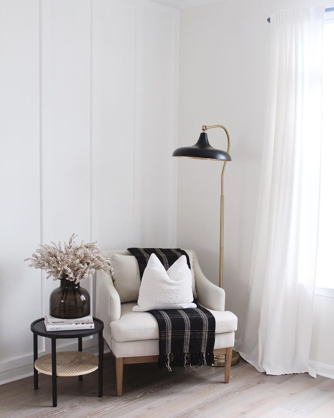 25 Jaw-Dropping Corner Decor Hacks for 2025! 21 Minimalist Corner with Cozy Armchair and Floor Lamp