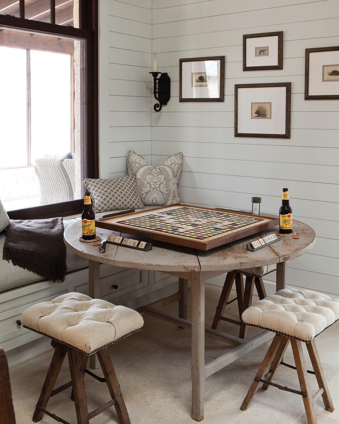 25 Jaw-Dropping Corner Decor Hacks for 2025! 22 Cozy Game Corner with Rustic Charm