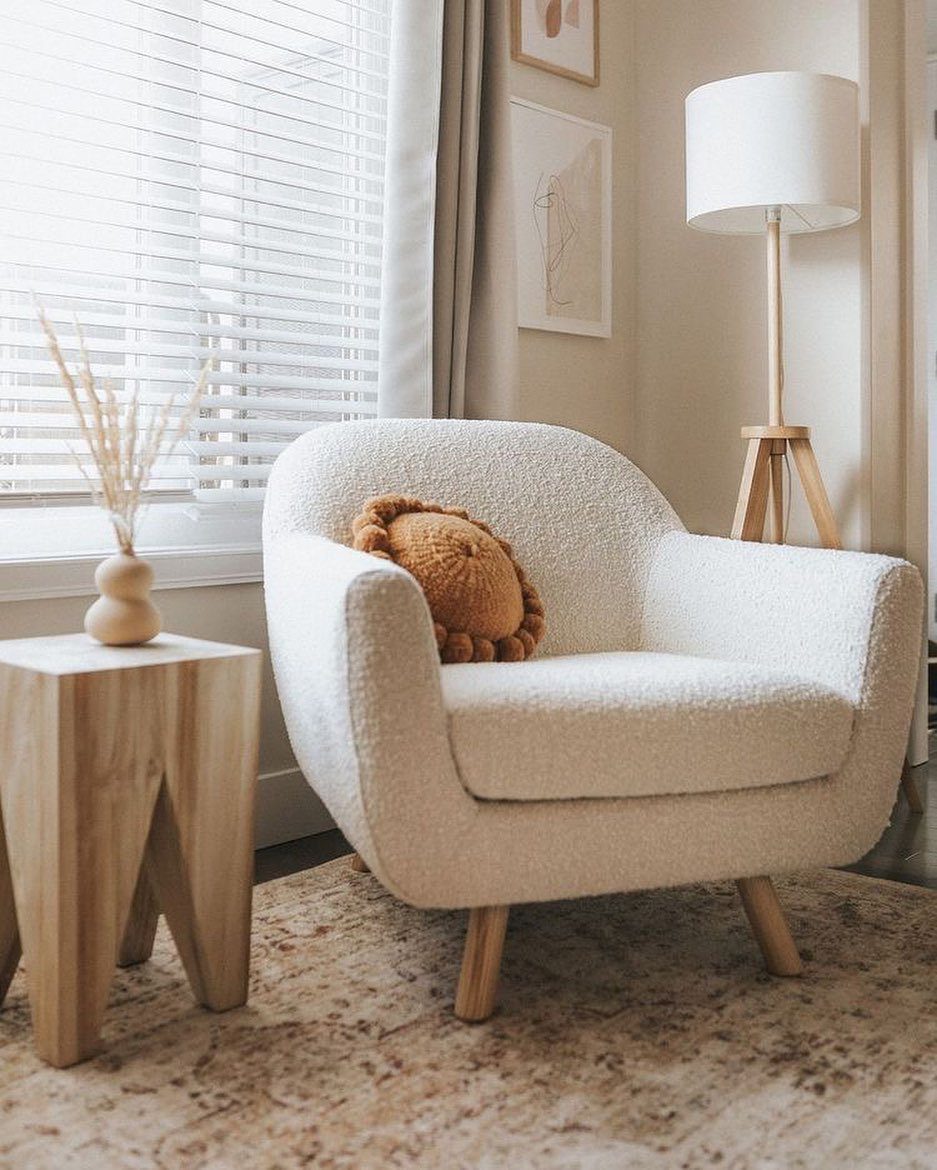 25 Jaw-Dropping Corner Decor Hacks for 2025! 25 Modern Cozy Corner with Stylish Armchair