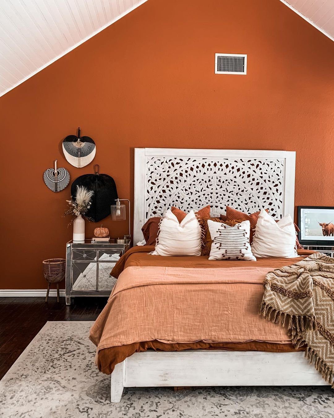 10 Mind-Blowing Color Trends Experts Love in 2025! 4 Expect Burnt Orange and Deep Teal