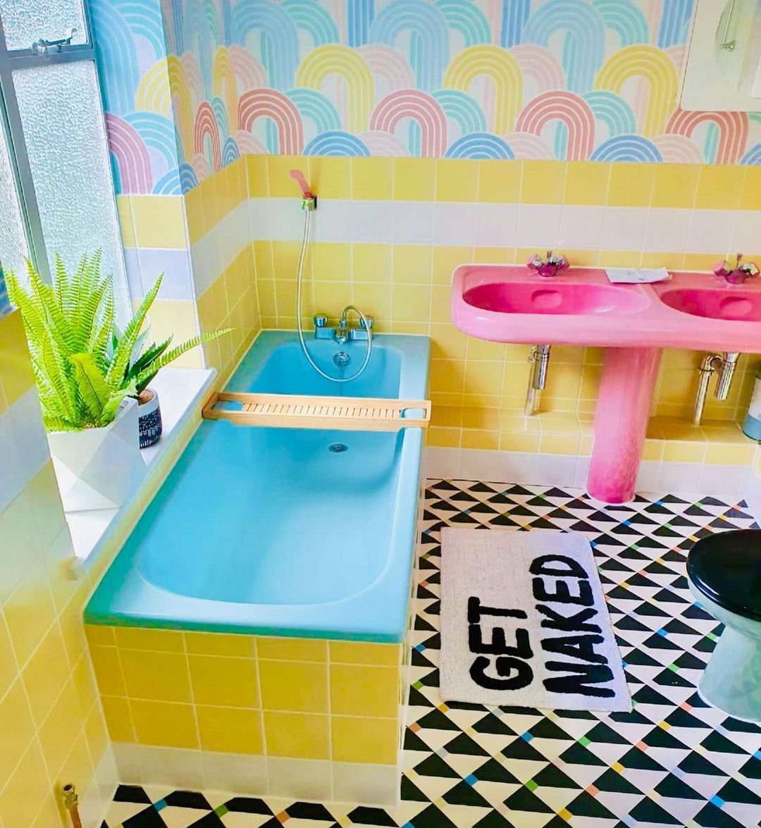 Shocking Dopamine Decor Bathroom Trends for 2025! 21 21. Retro Pastels For Playful Charm