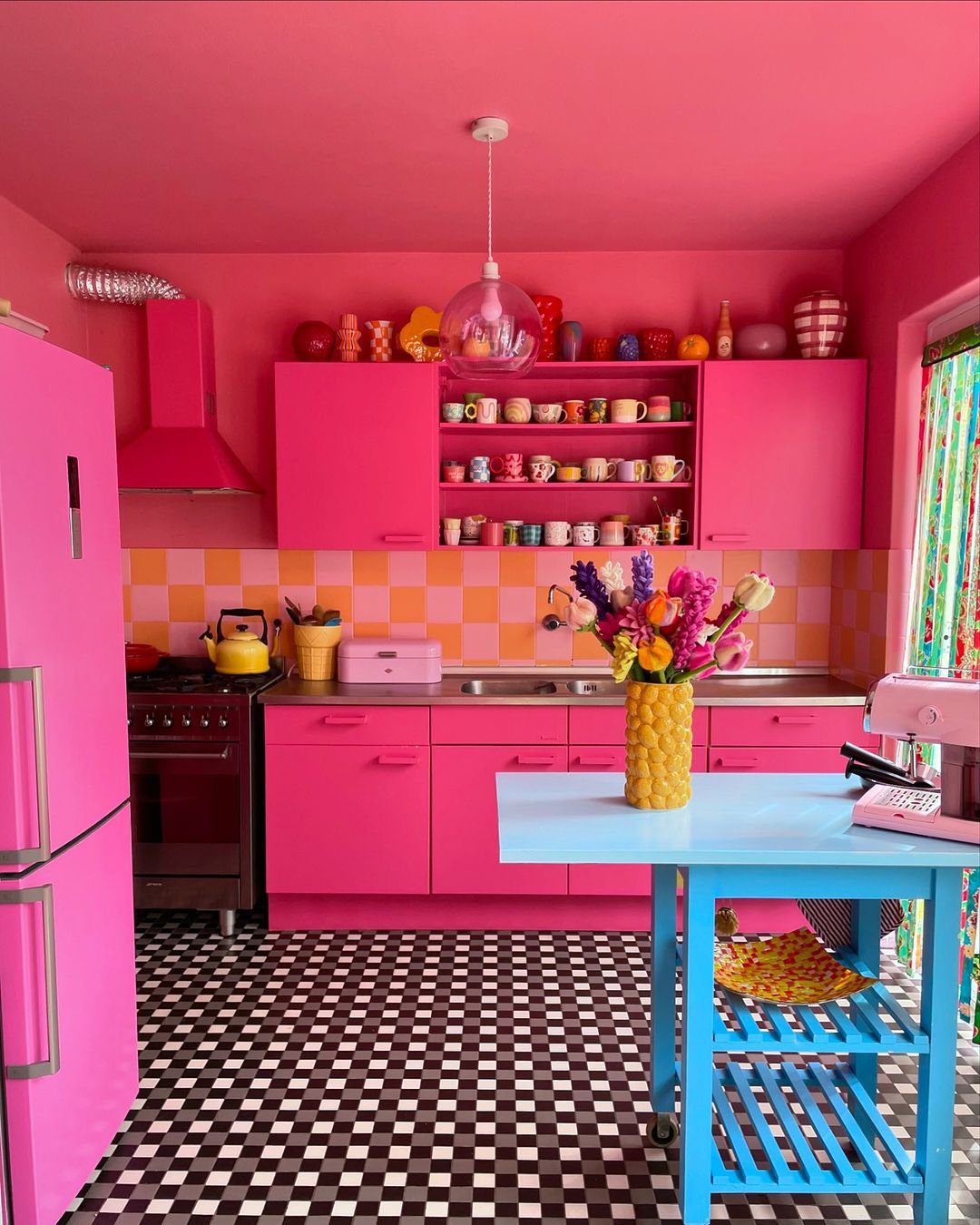 25 Mind-Blowing Dopamine Decor Kitchen Hacks for 2025 9 Bold Pinks For Maximum Joy