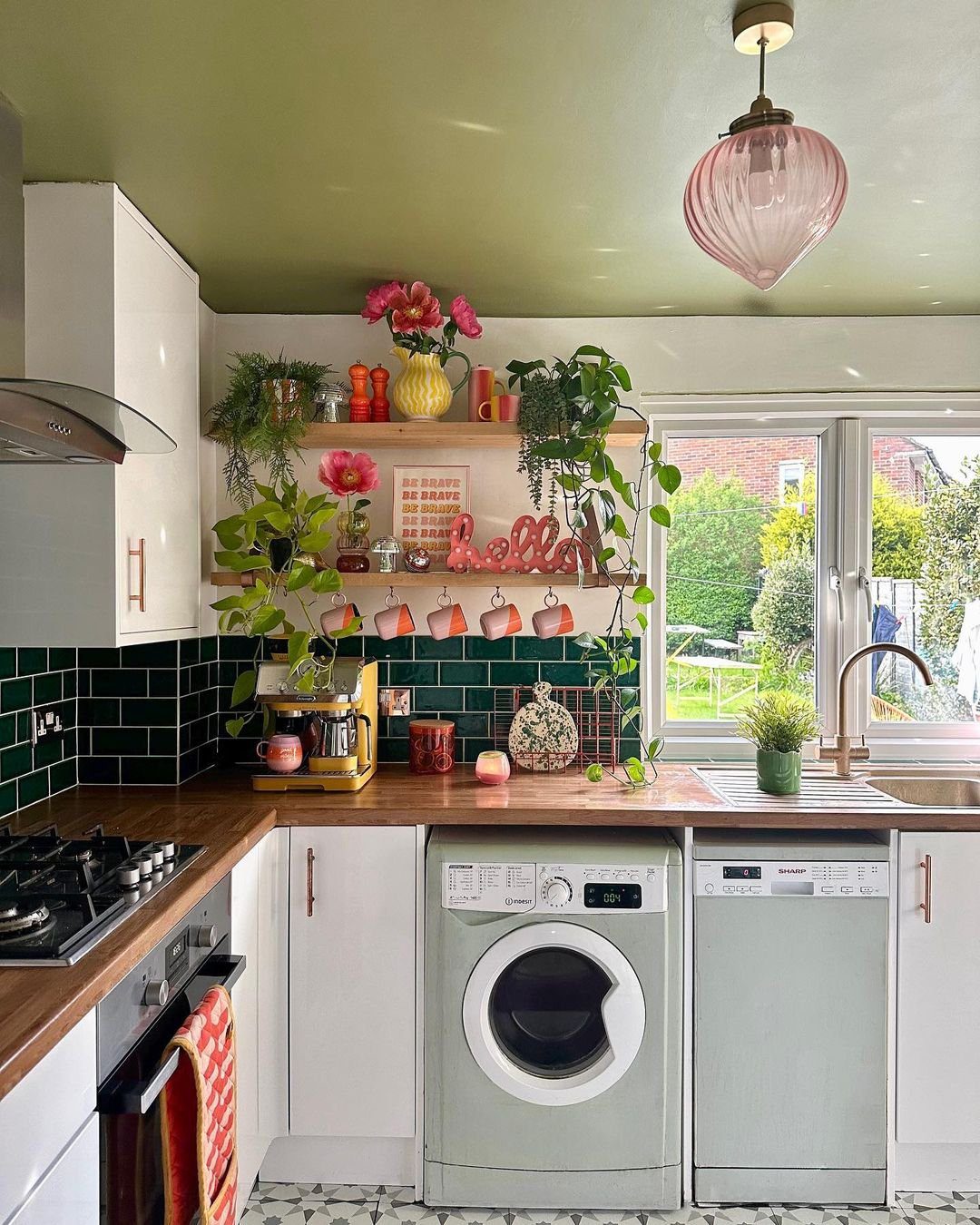 25 Mind-Blowing Dopamine Decor Kitchen Hacks for 2025 2 Vibrant Touches for A Joyful Kitchen