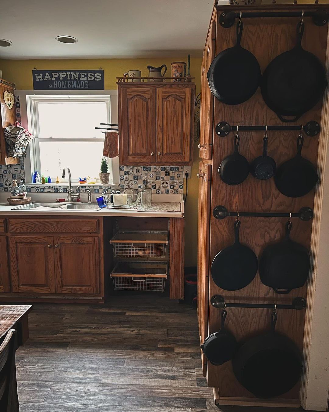 20 Mind-Blowing Pantry-Free Kitchen Hacks for 2025 8 Use Canisters for Essentials