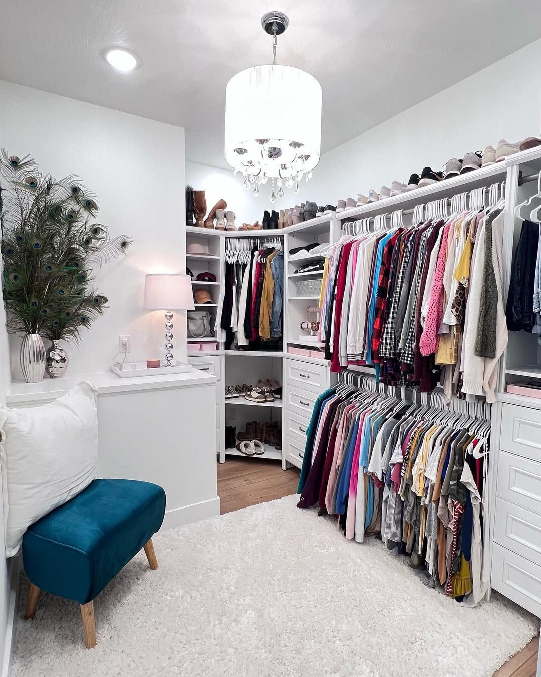 Unlock Hidden Closet Space: 2025's Ultimate Hack! 10 How To Maximize Your Closet Space