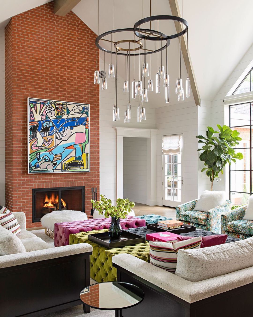 Jaw-Dropping Eclectic Living Rooms That Stun in 2025 17 word image 39960 18