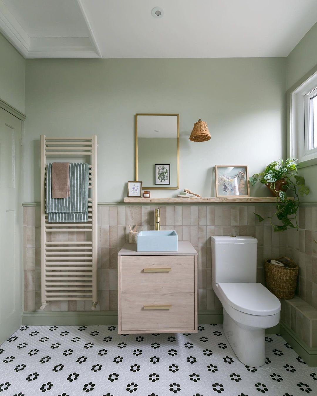 Dreamy Pastel Bathrooms That Will Stun You in 2025 25 word image 39968 26