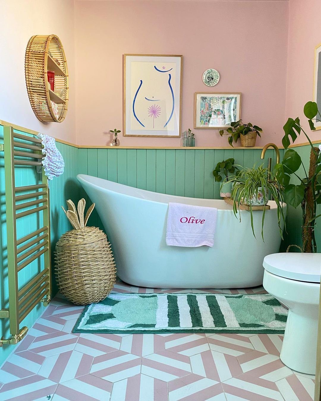 Dreamy Pastel Bathrooms That Will Stun You in 2025 6 word image 39968 7