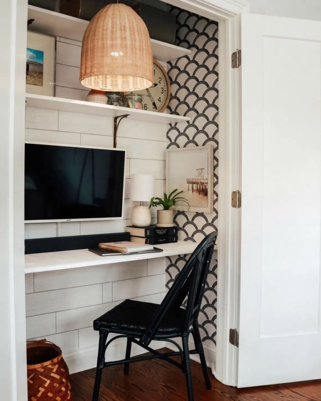  Textured Closet Office With Bold Accents