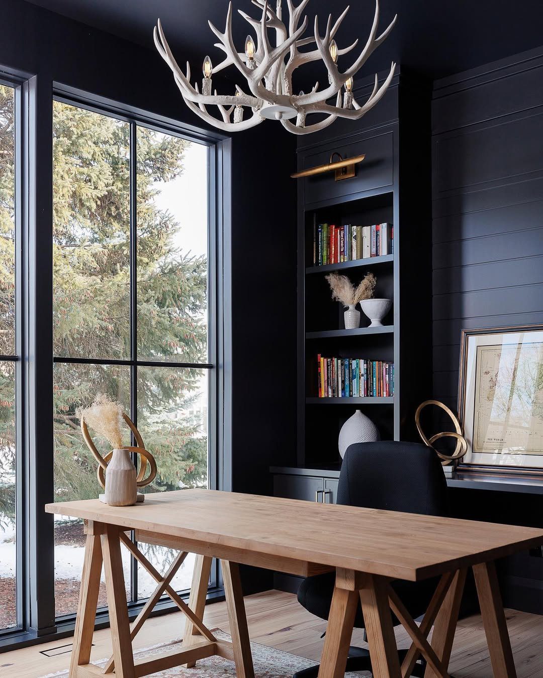 Jaw-Dropping Modern Office Ideas for 2025! 4 Dark Walls With Natural Accents