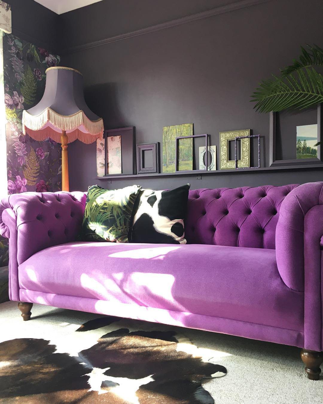 Jaw-Dropping Purple Living Rooms for 2025! 15 Bold Purple With Vintage Flair