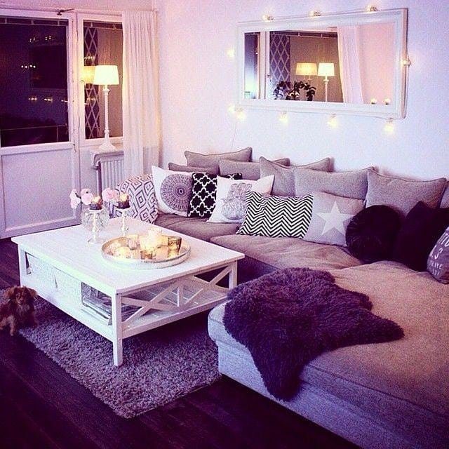 Jaw-Dropping Purple Living Rooms for 2025! 22 Soft Glow And Cozy Purples