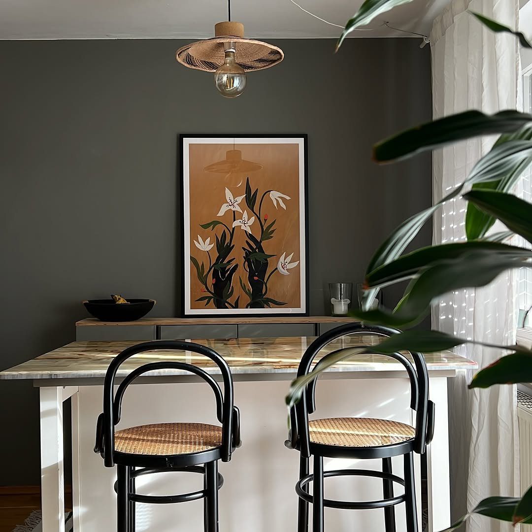 Afrohemian Dining Earthy Elegance And Texture And African Art