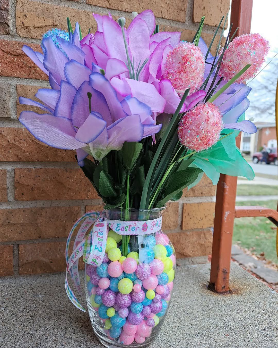 Festive Easter Vase Fillers For A Playful Touch