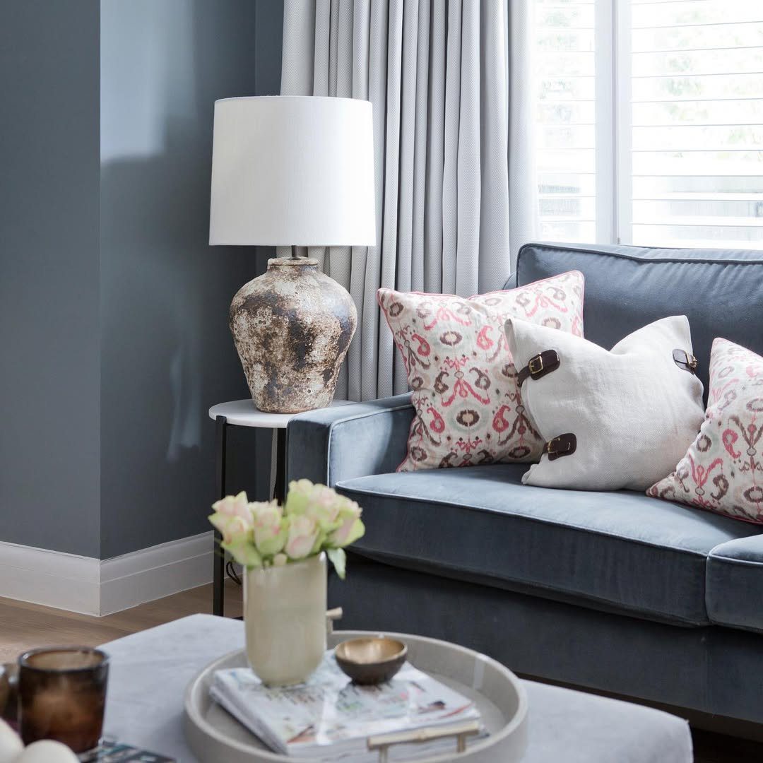Jaw-Dropping Blue-Grey Living Rooms for 2025! 18 Subtle Elegance In Blue And Grey