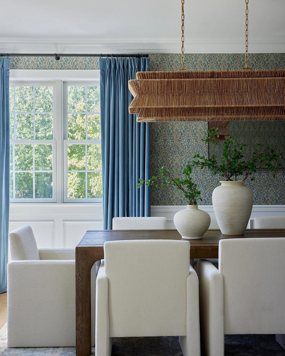 25 Stunning Dining Room Wallpapers That Scream Luxury 2025 15 Subtle Botanical Wallpaper For A Textured Dining Room