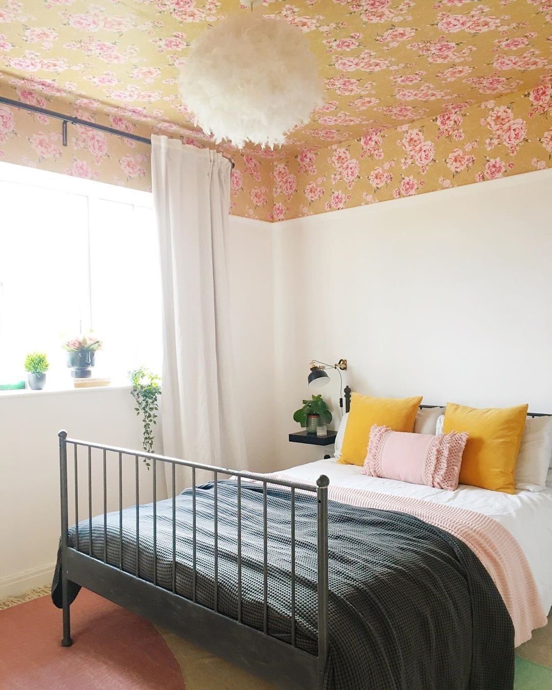 25 Mind-Blowing Bedroom Ceilings You Need in 2025 20 Floral Ceiling For Whimsical Vintage Charm