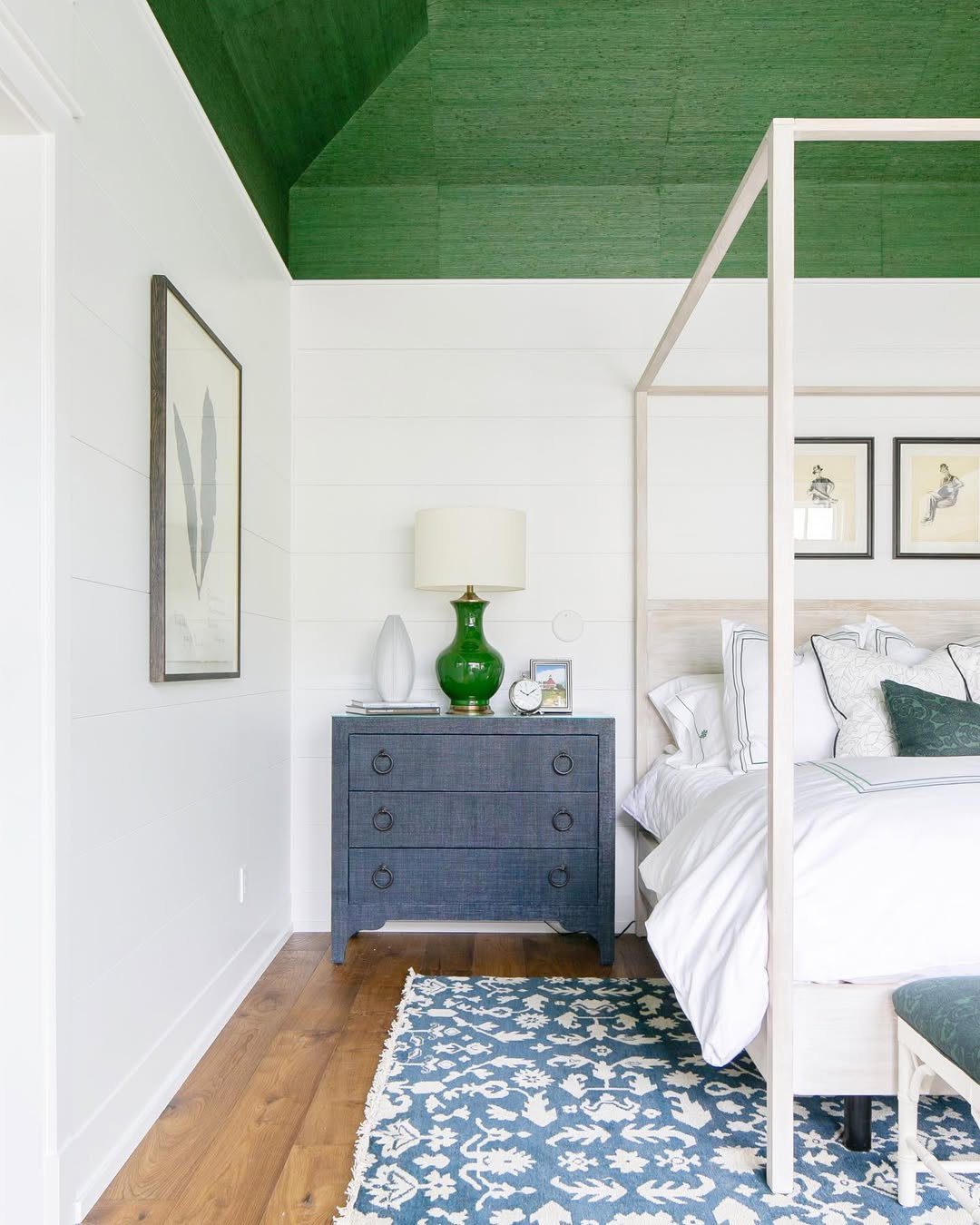 25 Mind-Blowing Bedroom Ceilings You Need in 2025 22 word image 42084 22