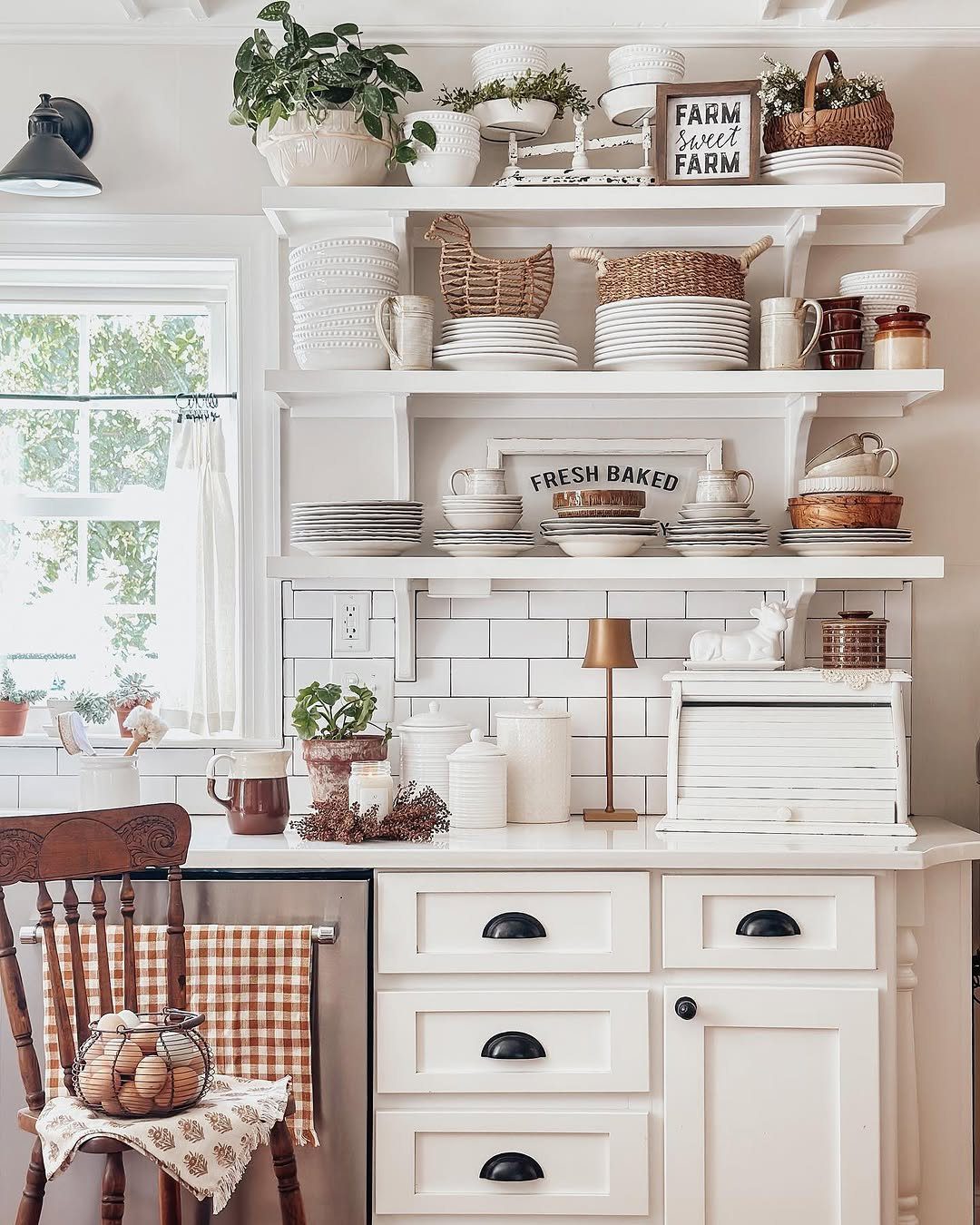 25 Stunning Kitchen Shelf Hacks You Need in 2025! 10 Farmhouse Elegance With Rustic Charm
