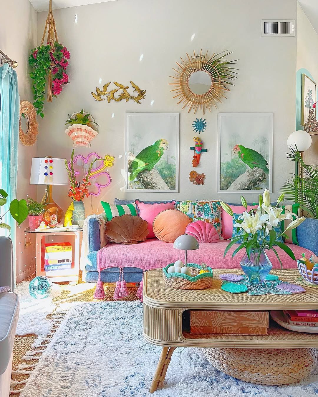 25 Jaw-Dropping Maximalist Living Rooms for 2025 7 Tropical Flair And Playful Accents