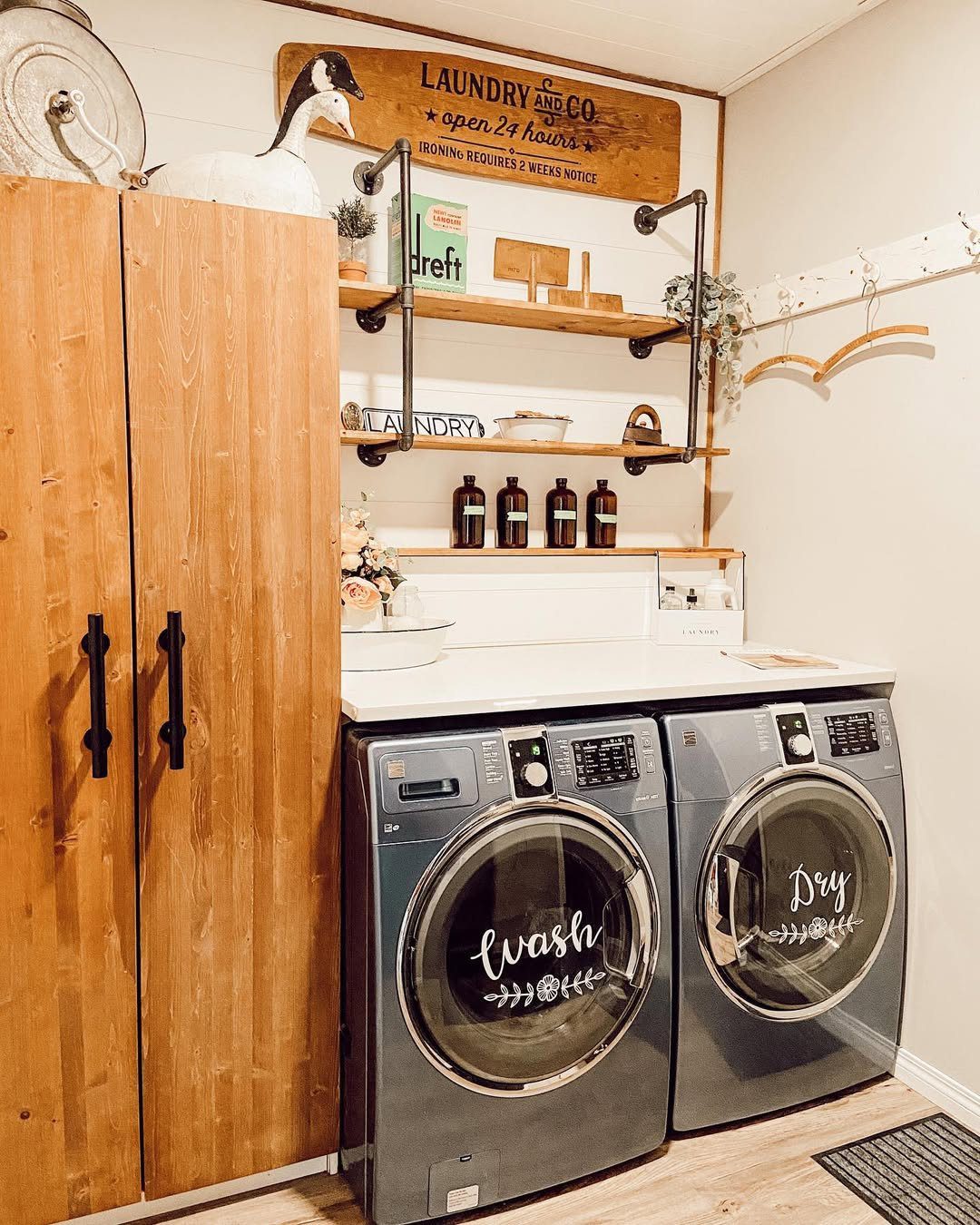 25 Dreamy Farmhouse Laundry Rooms for 2025 11 Rustic Farmhouse Charm With Industrial Flair