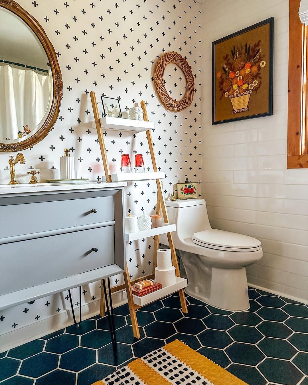 25 Mind-Blowing Eclectic Bathroom Designs for 2025 17 Vintage Touches With A Modern Twist