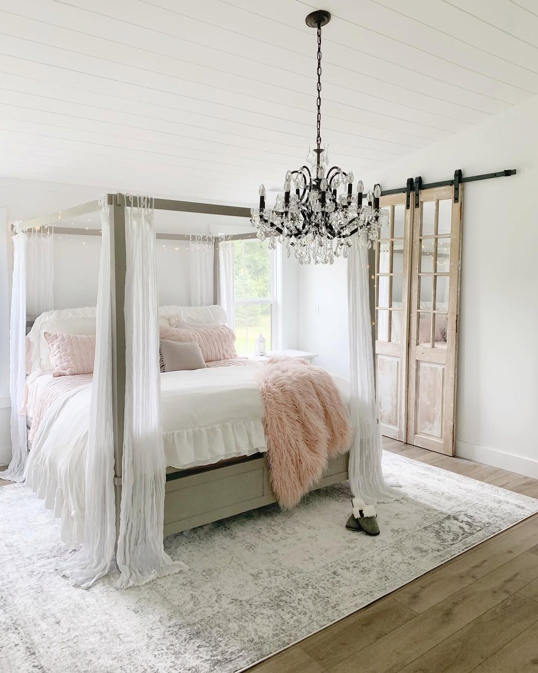 25 Dreamy Farmhouse Bedrooms You'll Obsess Over (2025) 16 Romantic Farmhouse With Whimsical Charm