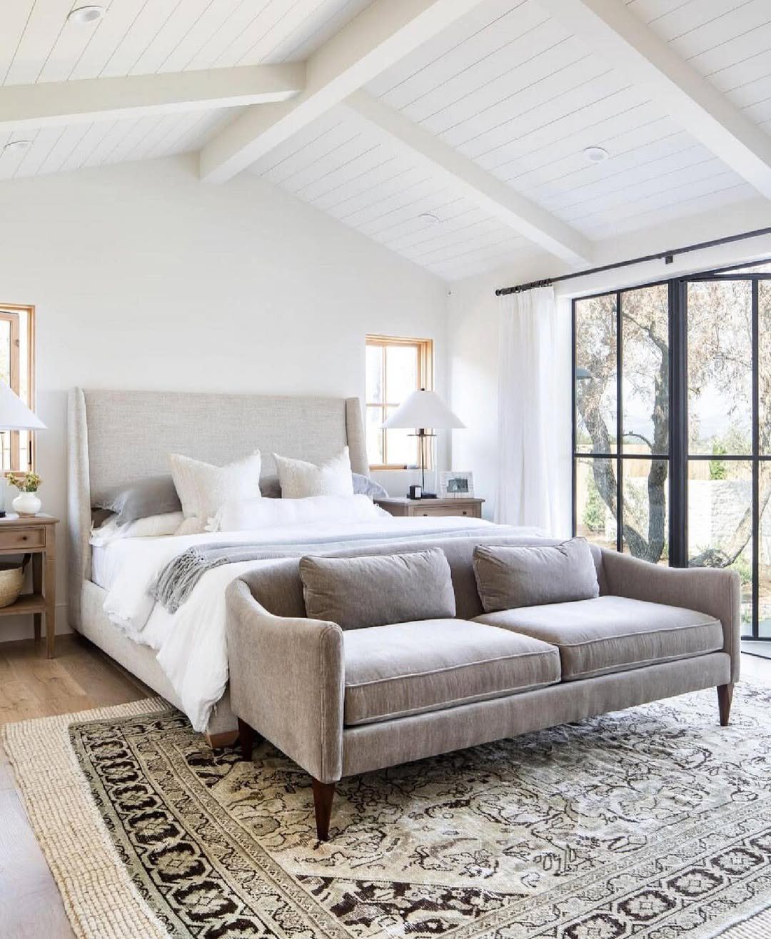 25 Dreamy Farmhouse Bedrooms You'll Obsess Over (2025) 20 Modern Farmhouse With Cozy Elegance