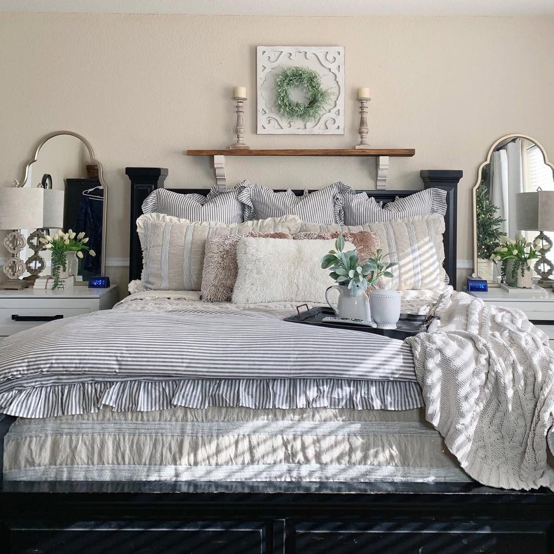 25 Dreamy Farmhouse Bedrooms You'll Obsess Over (2025) 6 Cozy Layers With Farmhouse Charm